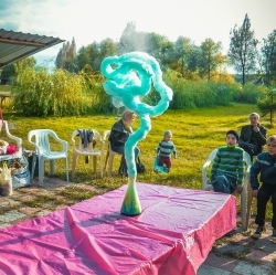 Наукове шоу на природі